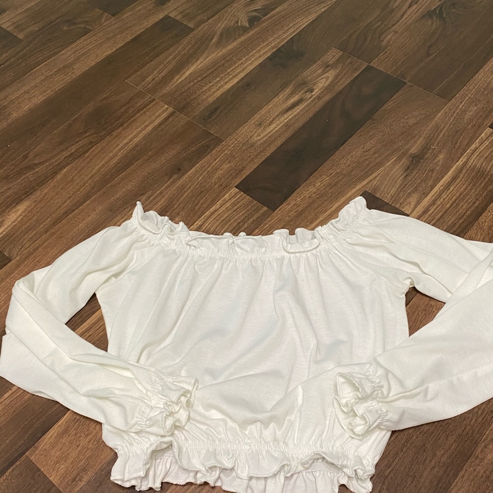 crop top - Picture 2 of 3